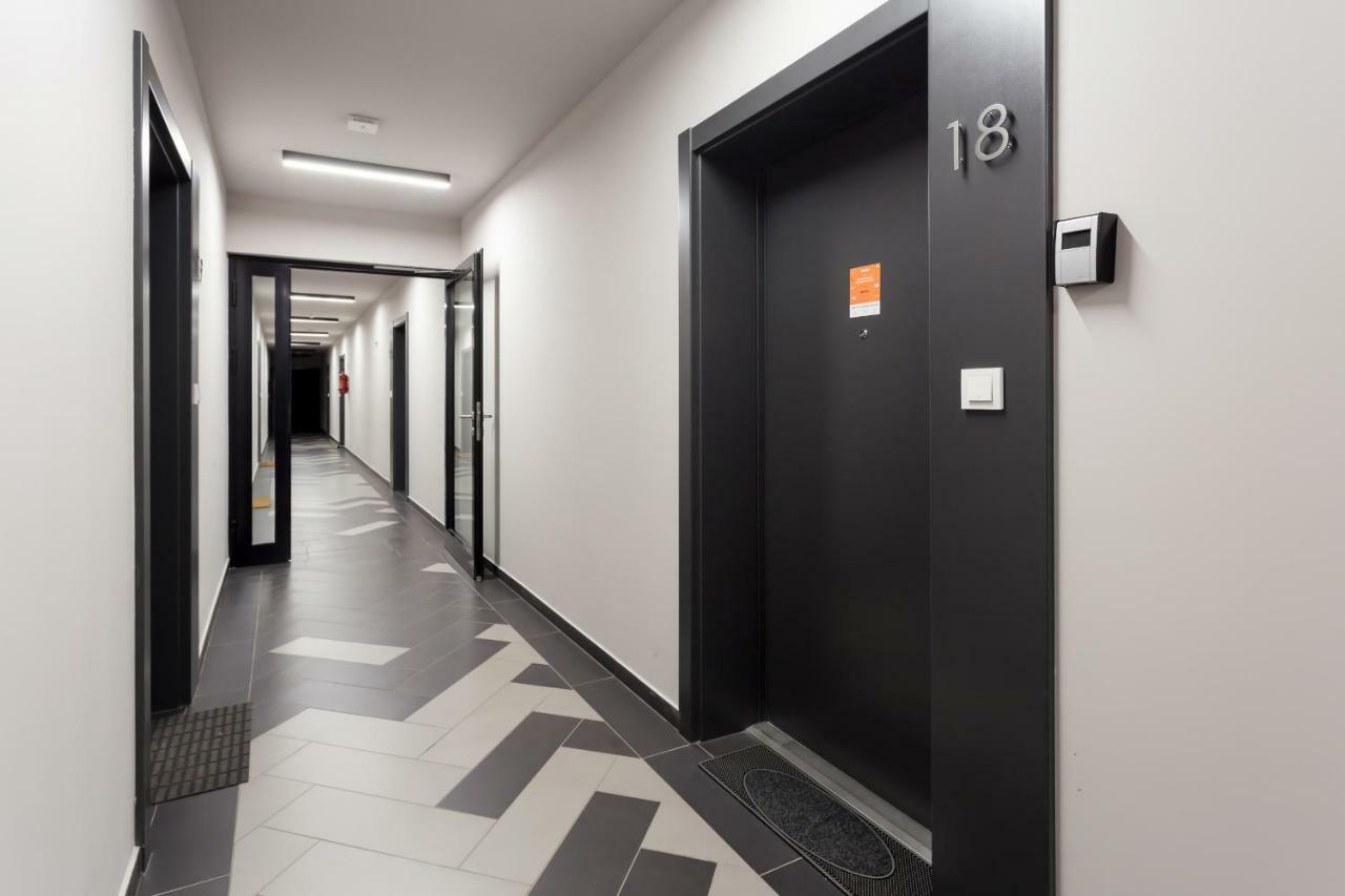 Apartments Poznan Niedzialkowskiego By Noclegi Renters ภายนอก รูปภาพ