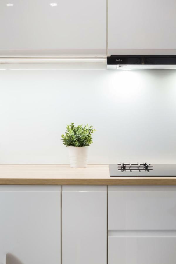 Apartments Poznan Niedzialkowskiego By Noclegi Renters ภายนอก รูปภาพ