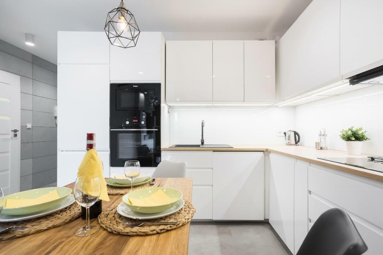 Apartments Poznan Niedzialkowskiego By Noclegi Renters ภายนอก รูปภาพ